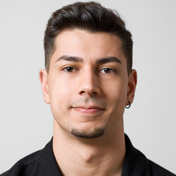 Dogus Kaya