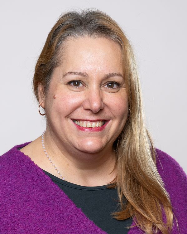 Bettina Uiker